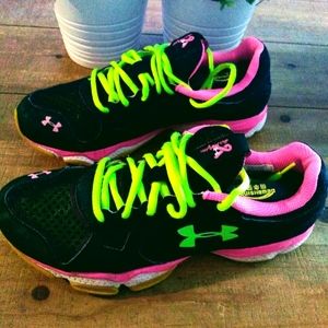 Under Armour women's breast cancer sneakers size 8.5